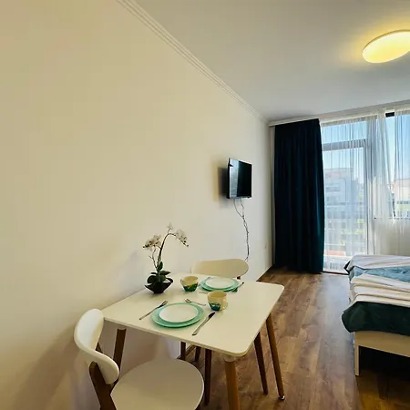 Perla 55 105 Apartment