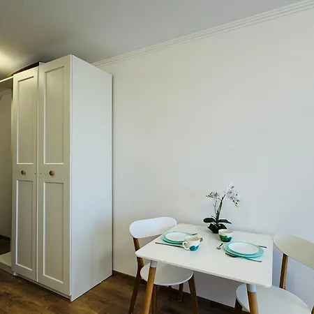 Perla 55 105 Apartment